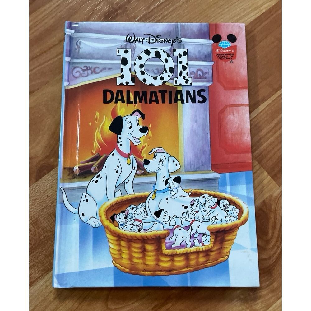 Walt‎ Disney's 101 Dalmatians Book